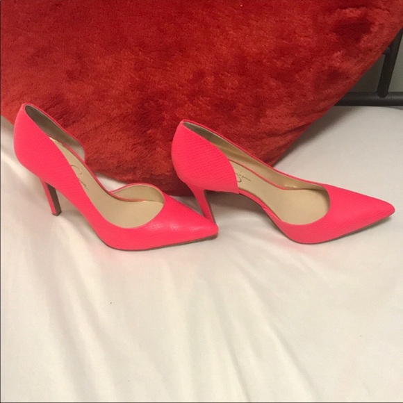 Jessica Simpson Hot Pink Pointed Heels - Picture 4 of 5